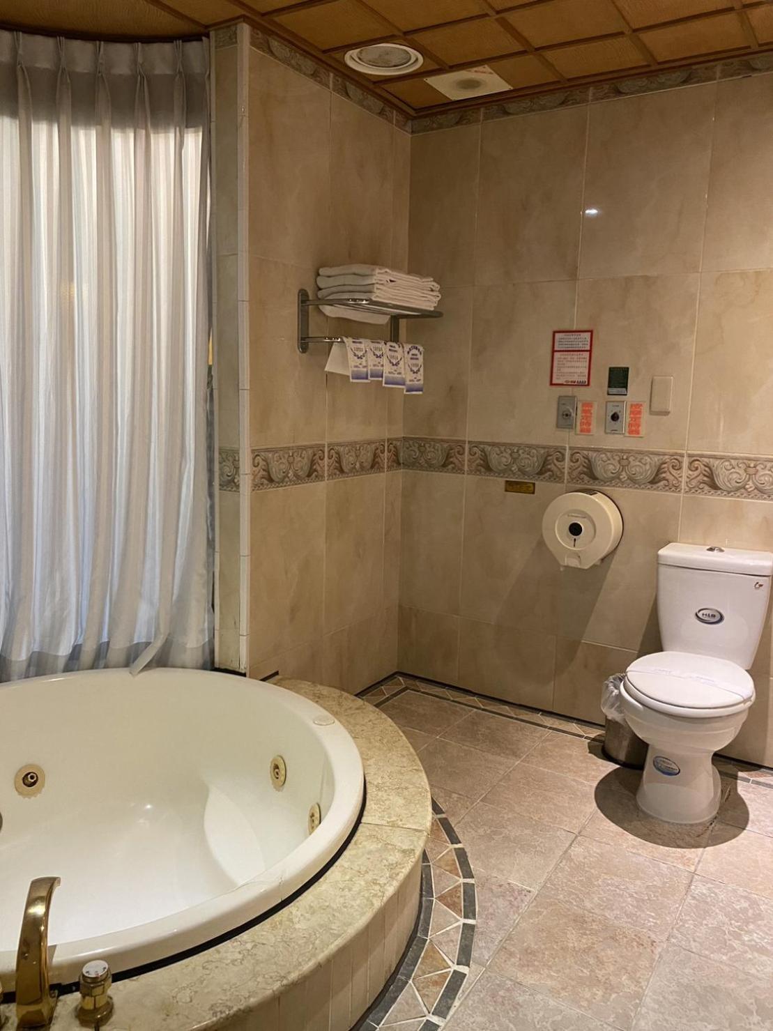 I Live Motel 高雄市 エクステリア 写真